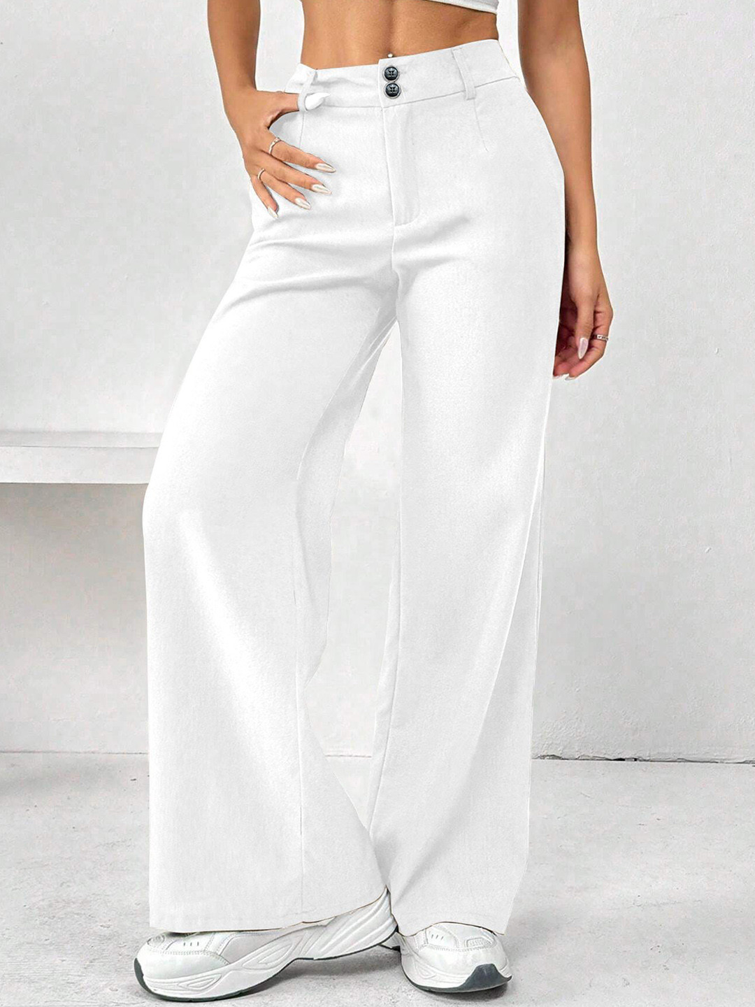 

RAJOVATI Women Loose Fit Pleated Trousers, White