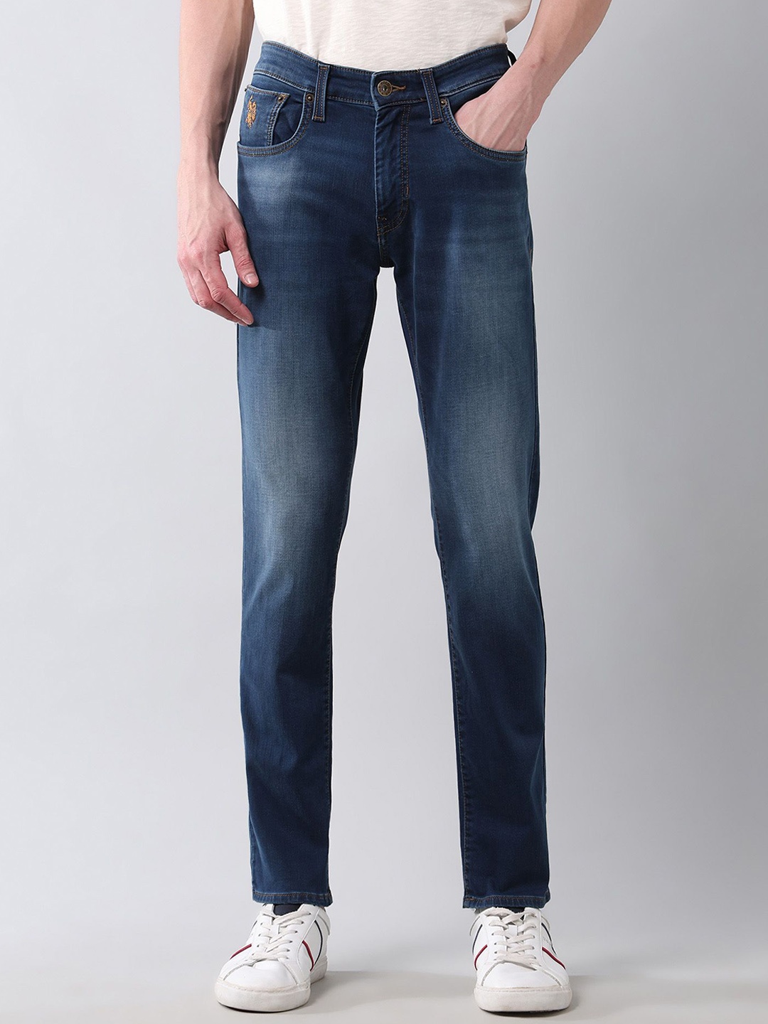 

U.S. Polo Assn. Denim Co. Men Slim Fit Light Fade Jeans, Blue