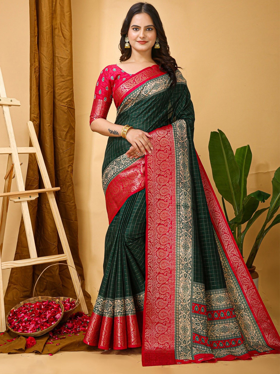 

Panzora Woven Design Zari Kanjeevaram Saree, Green
