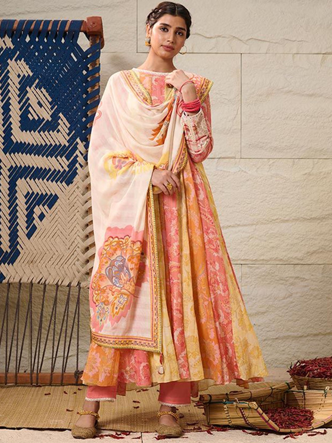 

SAUNDH Abstract Printed Round Neck Kurta With Palazzos & Dupatta, Pink