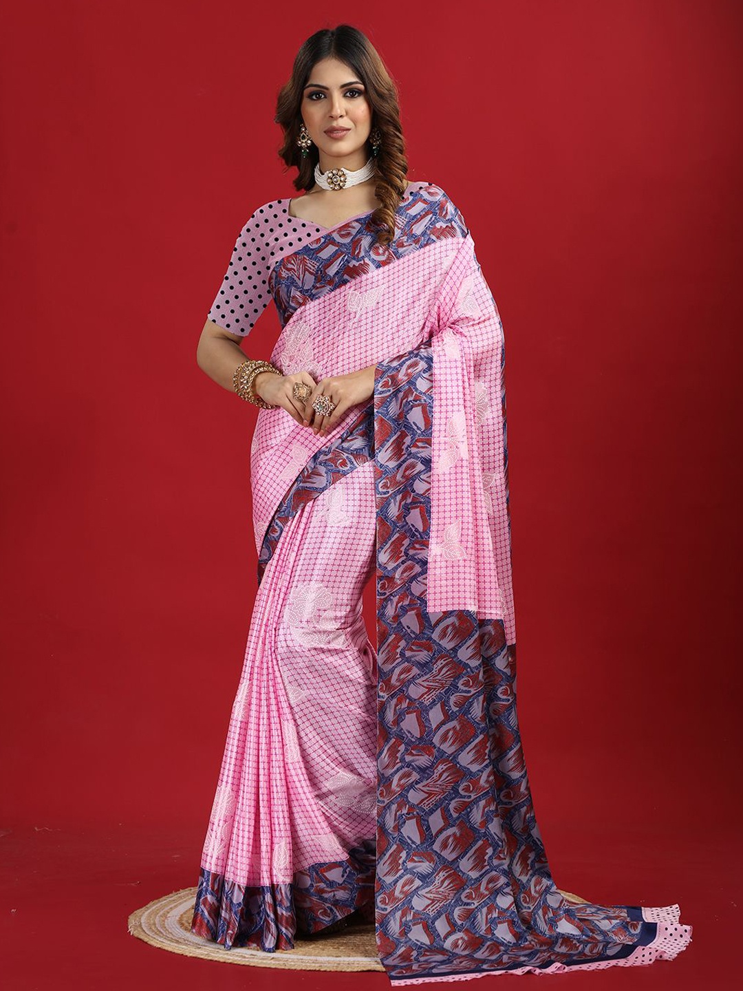 

VIRENDRA TEXTILES Pure Crepe Saree, Pink