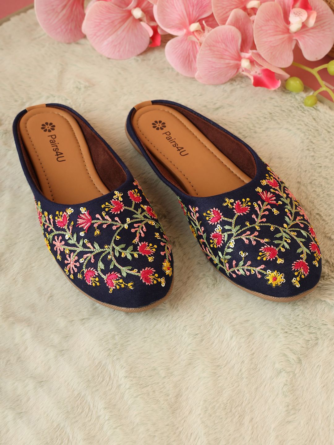 

Pairs4U Women Embroidered Round Toe Mojaris, Blue