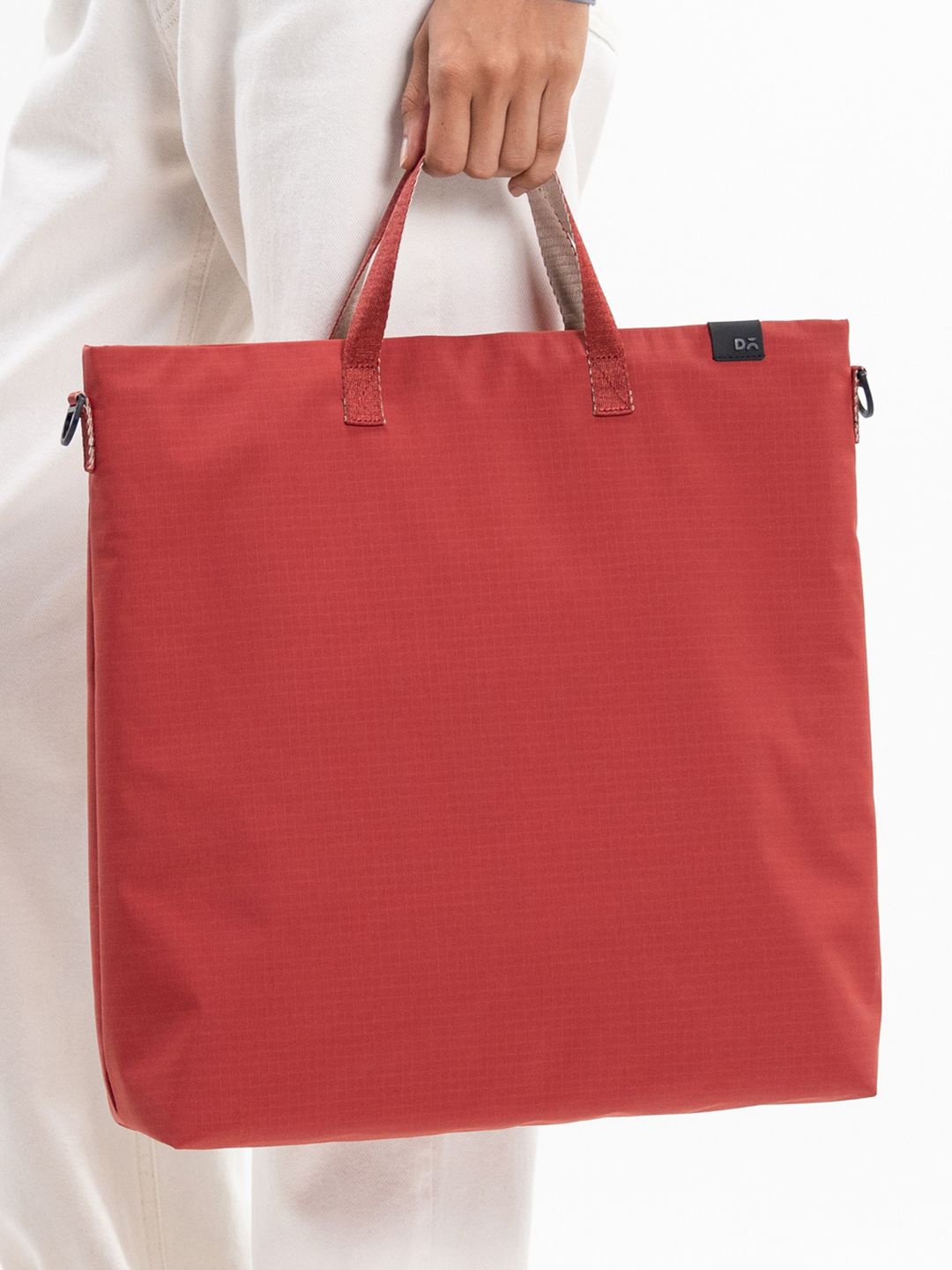 

DailyObjects Shopper Handheld Bag, Red