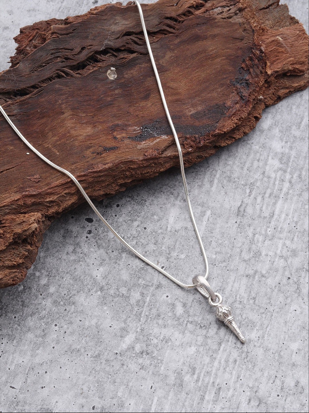 

Metronaut 925 Sterling Silver Gada Pendant