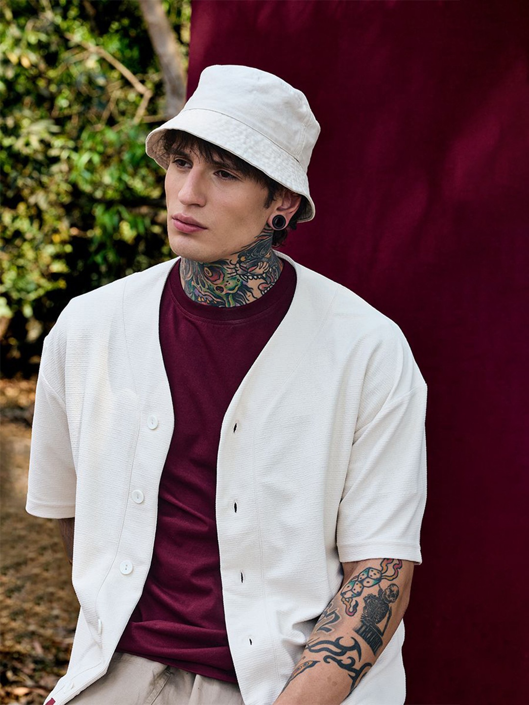 

Snitch Bordeaux Off White Oversized Fit Baseball Shirt