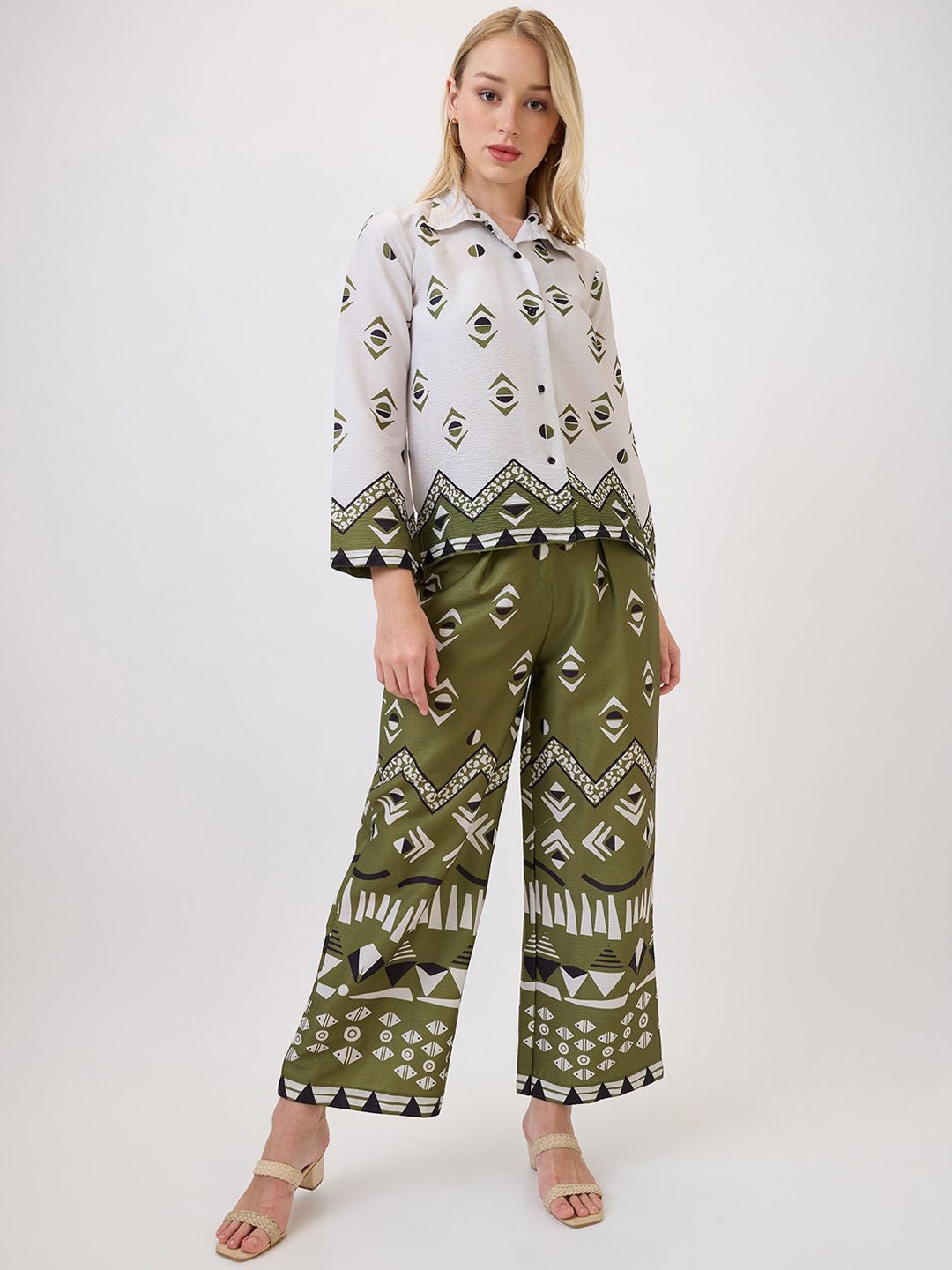 

AmarAsha Printed Three-Quarter Sleeves Shirt With Trouser Co-Ords, Green