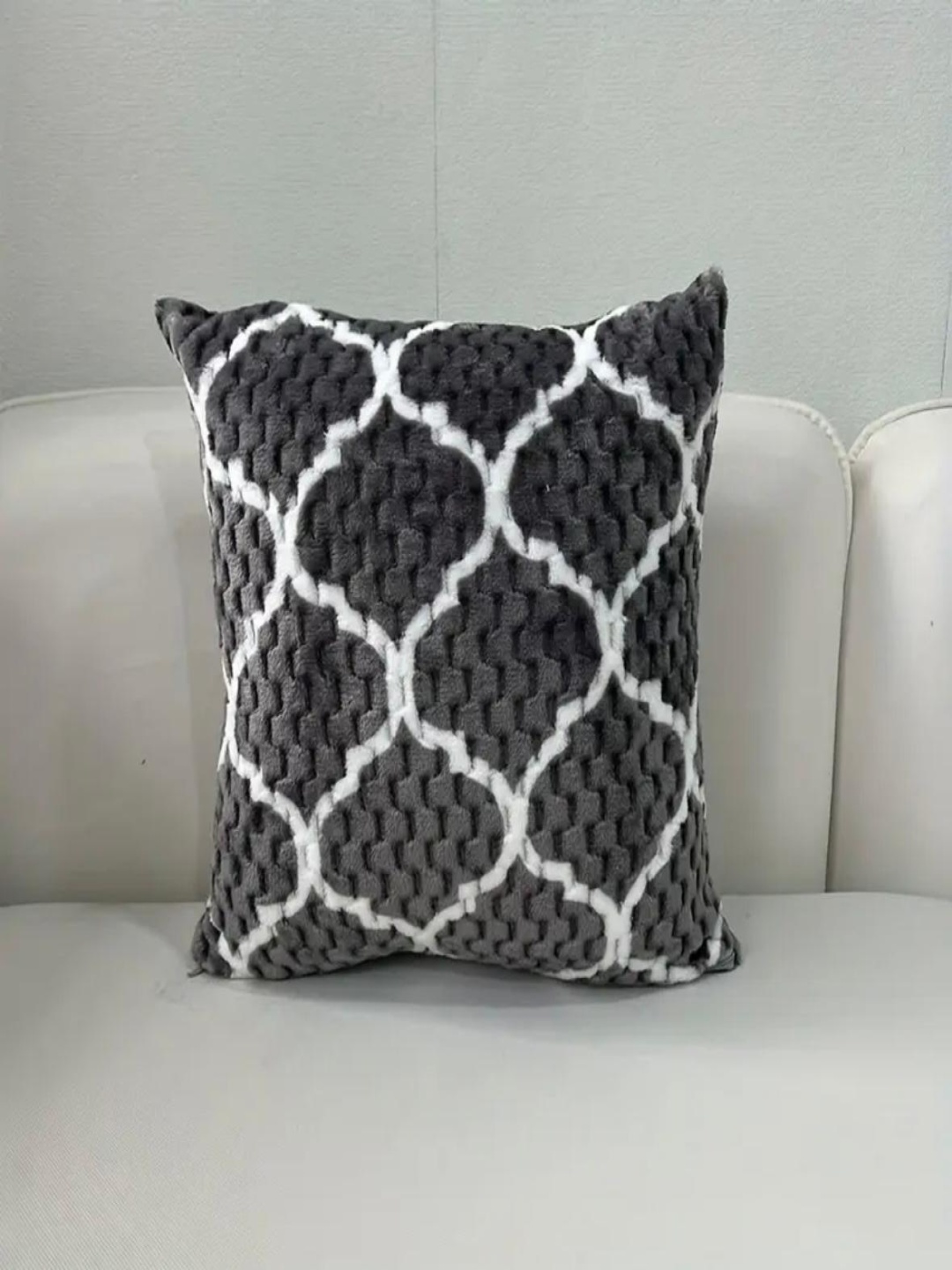 

MONKDECOR Grey & White Set of 5 Abstract Printed Velvet Square Cushion Covers