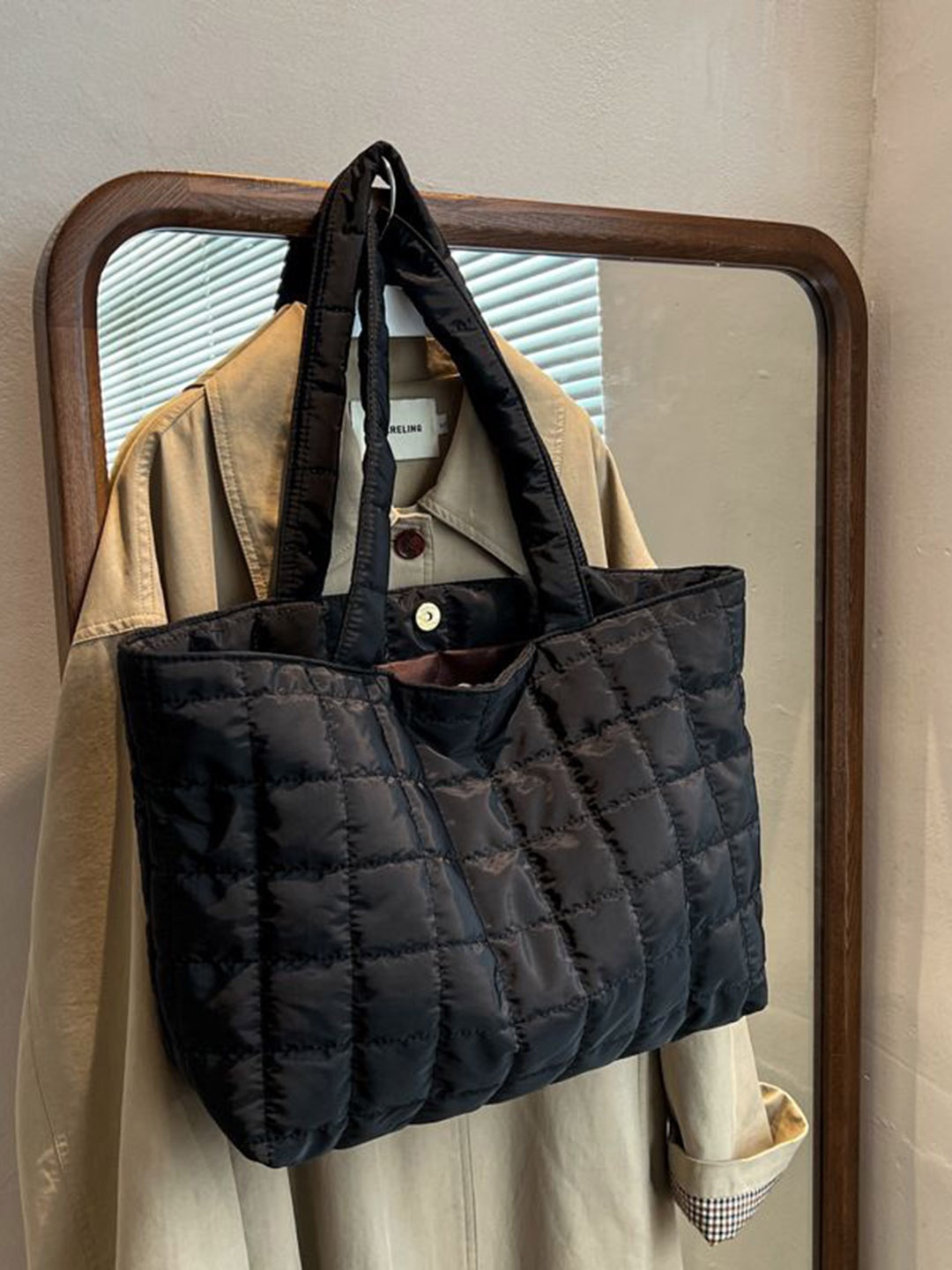 

DressBerry Shopper Tote Bag with Quilted, Black