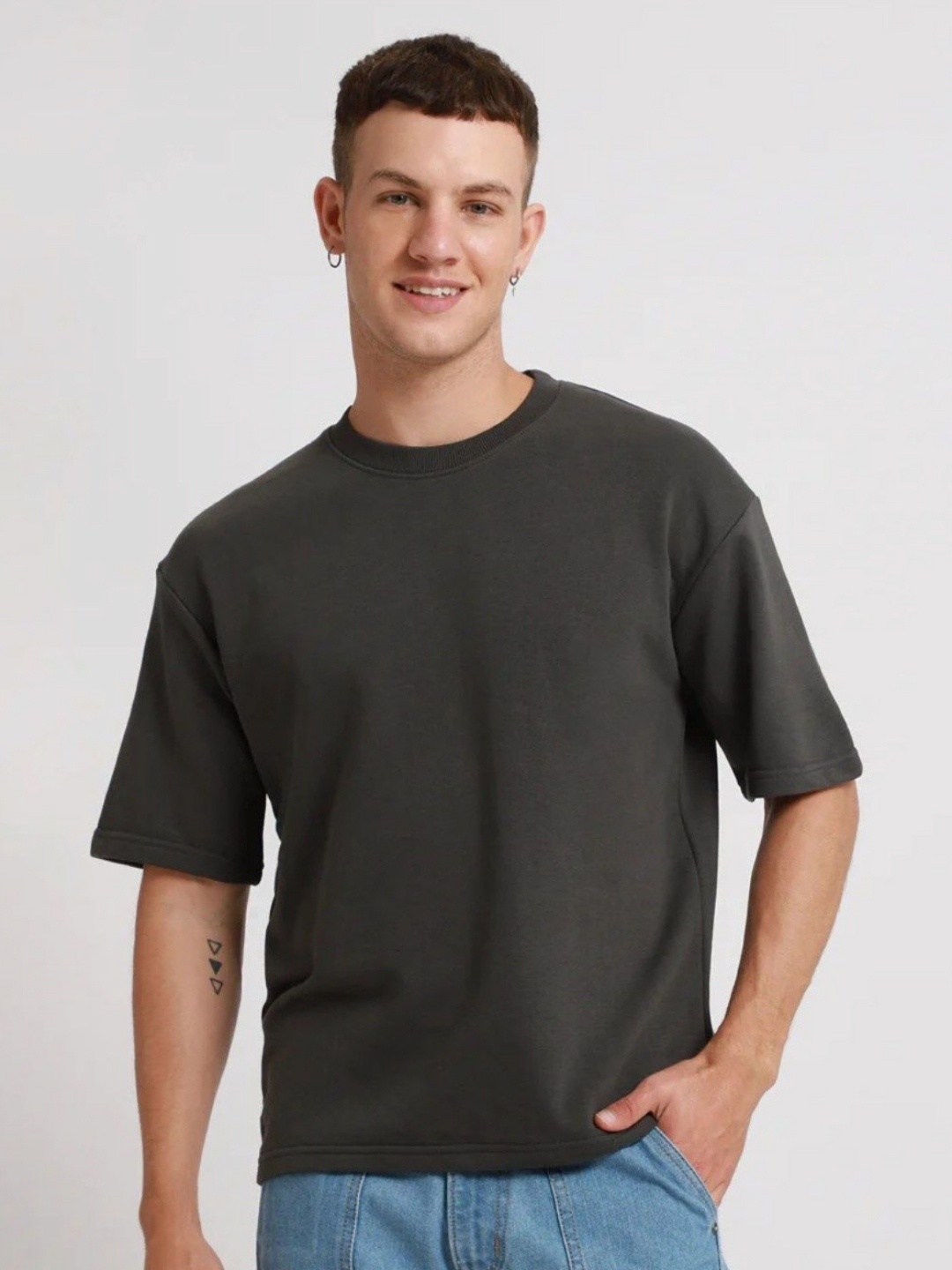 

URBANICE Men Drop-Shoulder Sleeves T-shirt, Grey