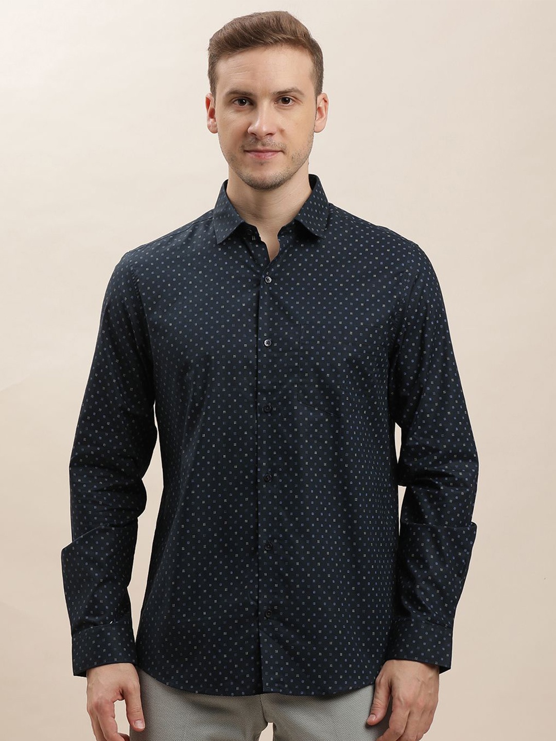 

Turtle Men Standard Regular Fit Spread Collar Geometric Printed Cotton Formal Shirt, Navy blue
