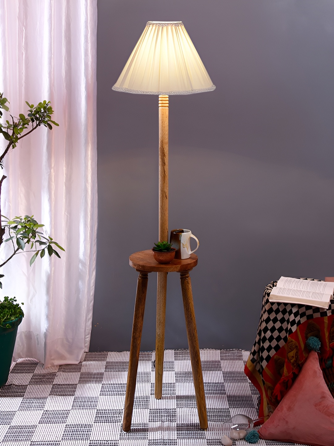 

Devansh Brown & White Textured Cotton Shade Frustum Shaped Wooden Floor Lamp