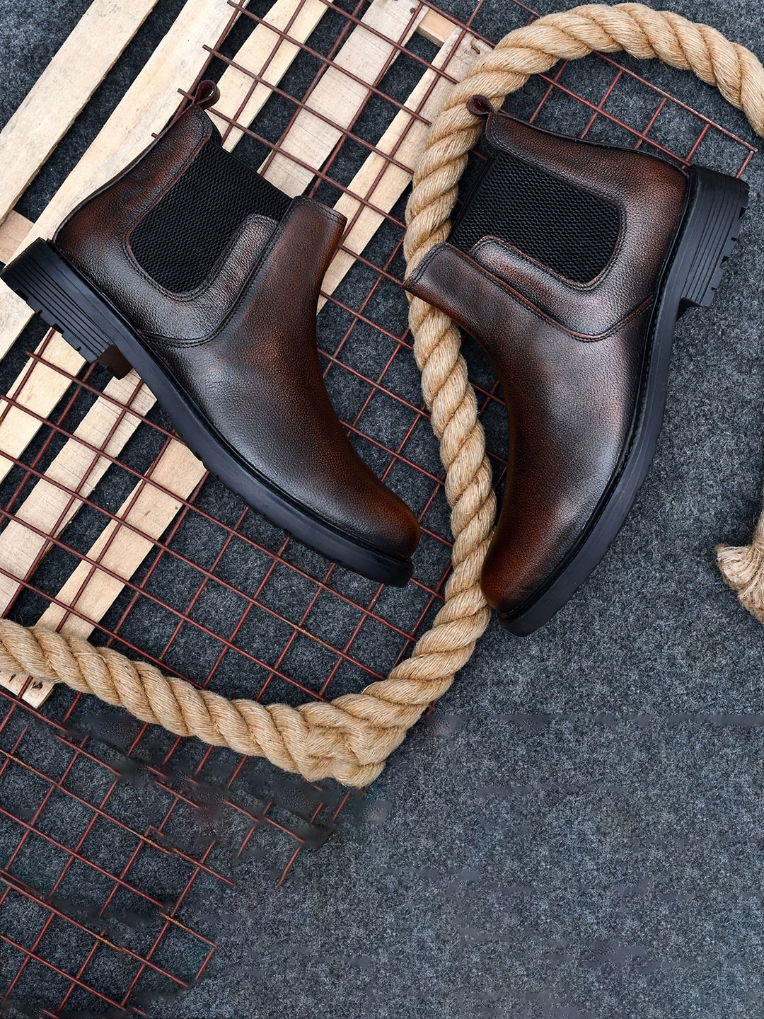 

DESIDERIO Men Leather Flatforms, Brown