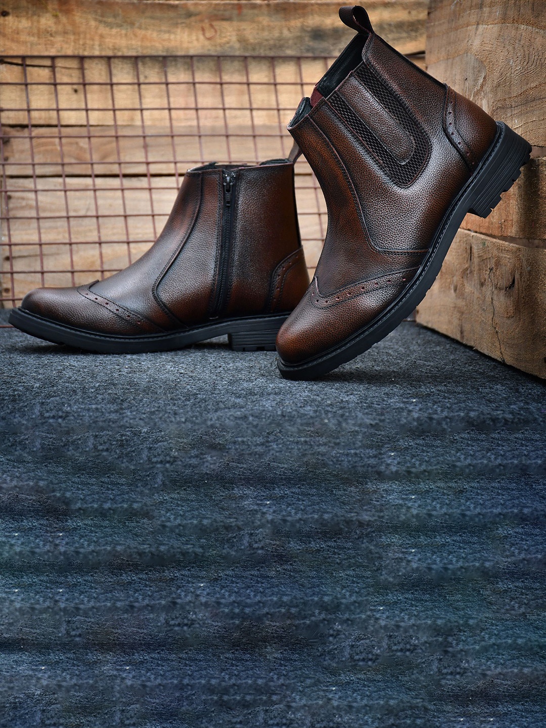 

DESIDERIO Men Leather Flatforms, Brown