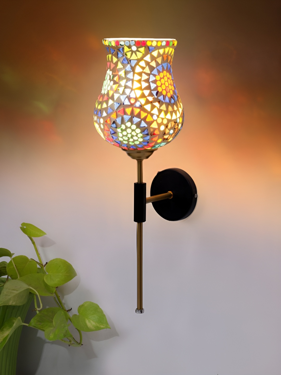 

Devansh White & Yellow Printed Metal Traditional Abstract Shaped Shaped Wall Lamp