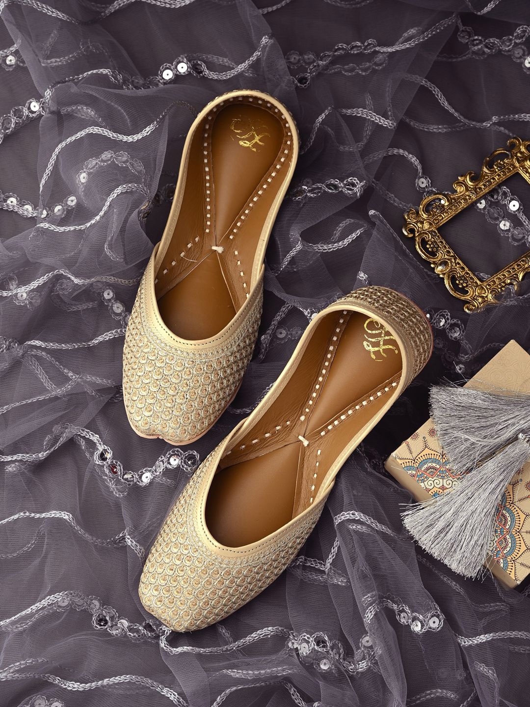 

House of Pataudi Women Mojaris Flats, Gold