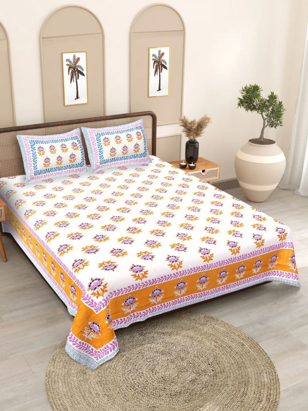 

Butea Crape White & Yellow Floral Printed Cotton 180 TC King Bedsheet Set 2.40 m x 2.15 m
