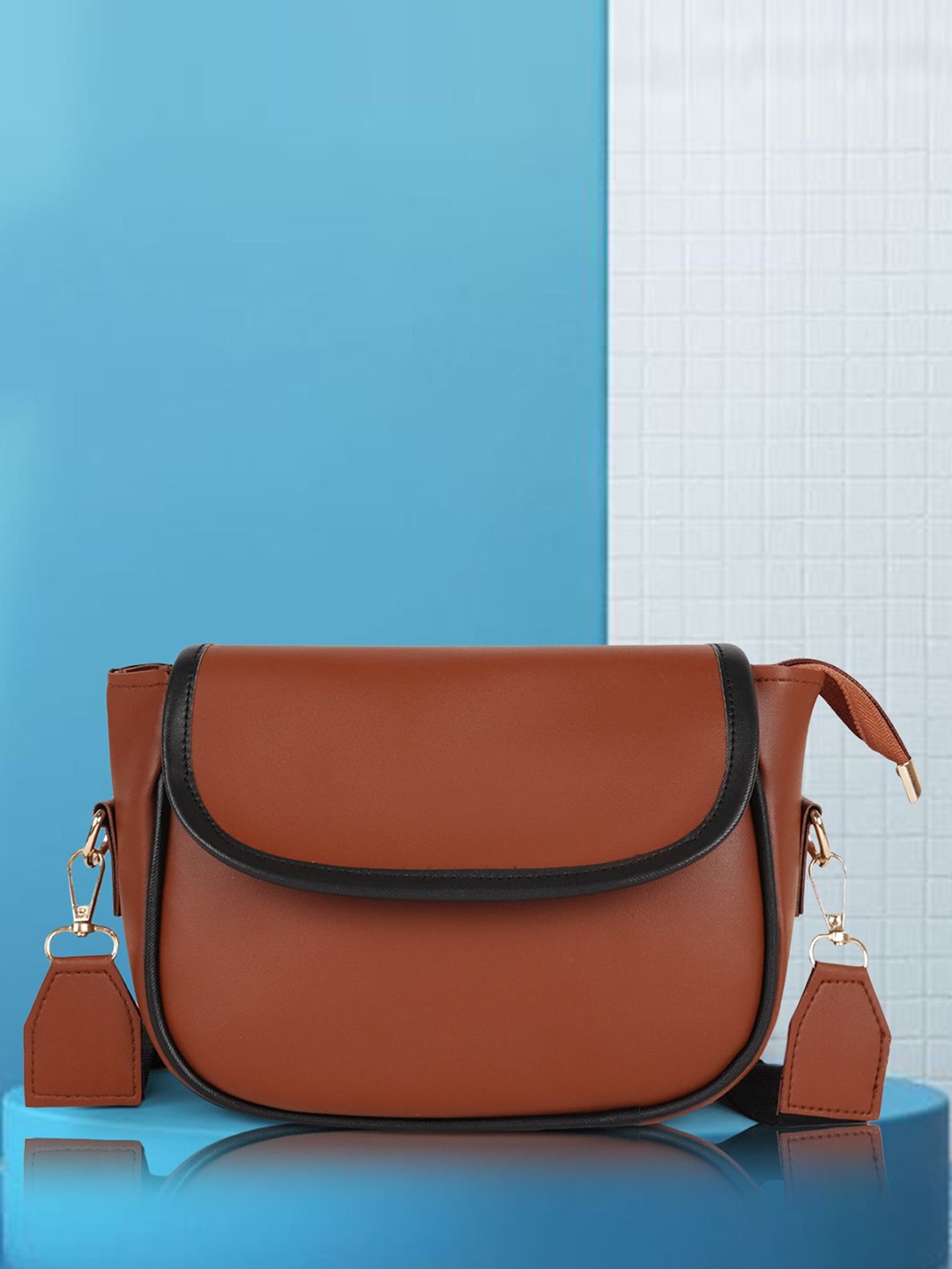 

STARWINGS Half Moon Sling Bag, Tan