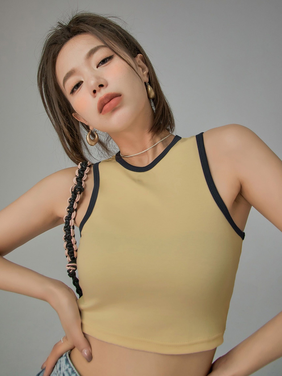 

Istyle Can Tank Crop Top, Beige