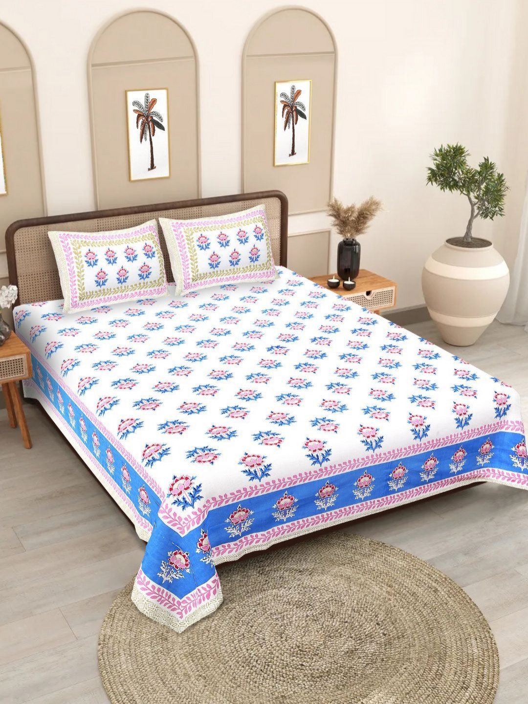 

Butea Crape White & Blue Floral Printed Cotton 180 TC King Bedsheet Set 2.40 x 2.15 m