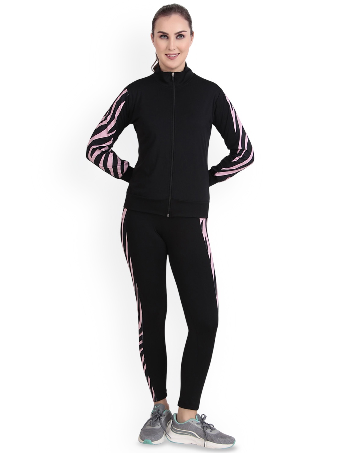 

BENZOS Printed Mock Collar Tracksuit, Black