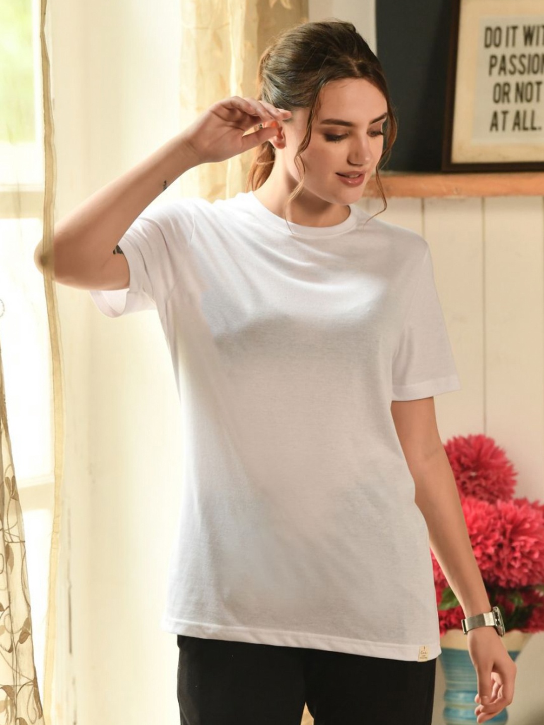 

ARBOUR Women Slim Fit T-shirt, White