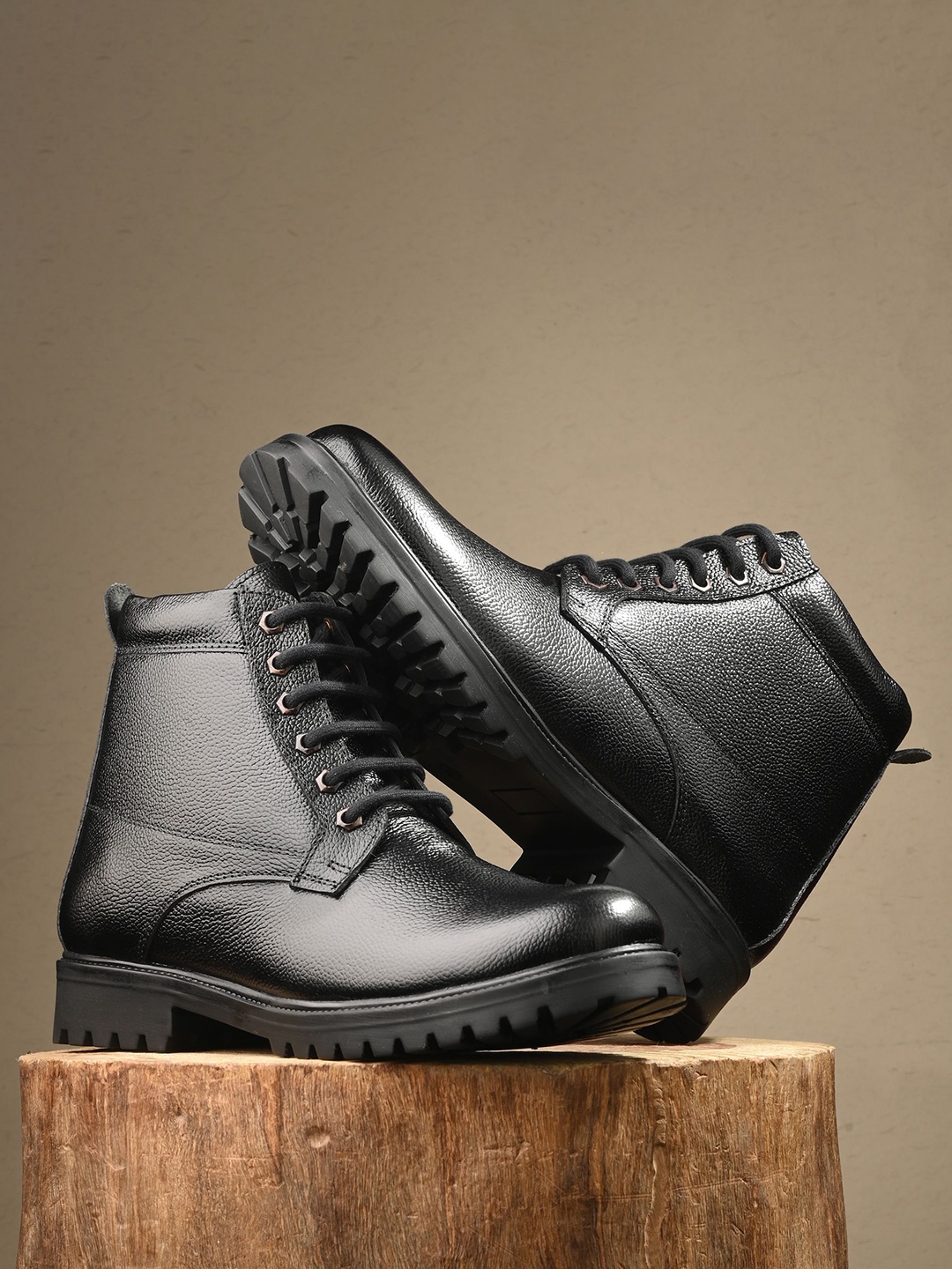 

DESIDERIO Men Leather Flatforms, Black
