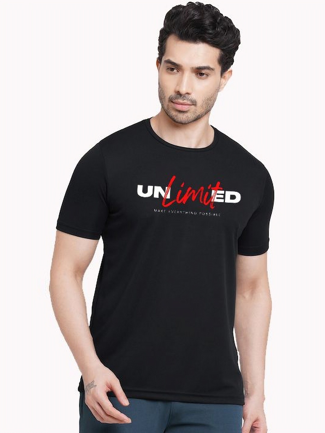 

KAIDO Men T-shirt, Black