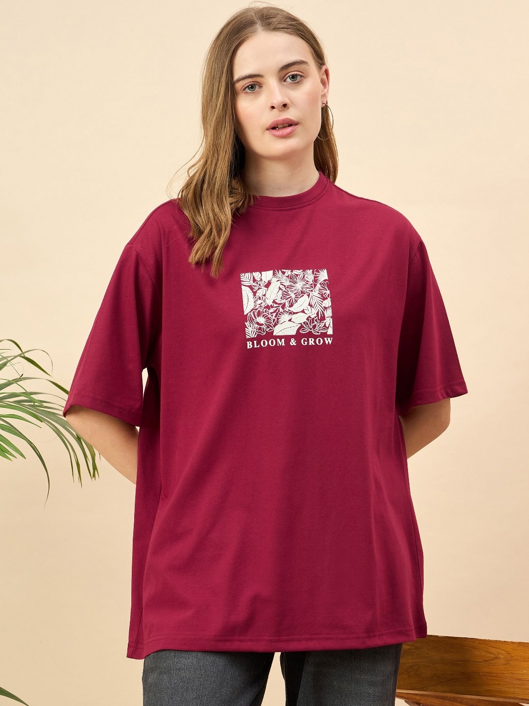 

Mast & Harbour Women Printed Drop-Shoulder Sleeves T-shirt, Red