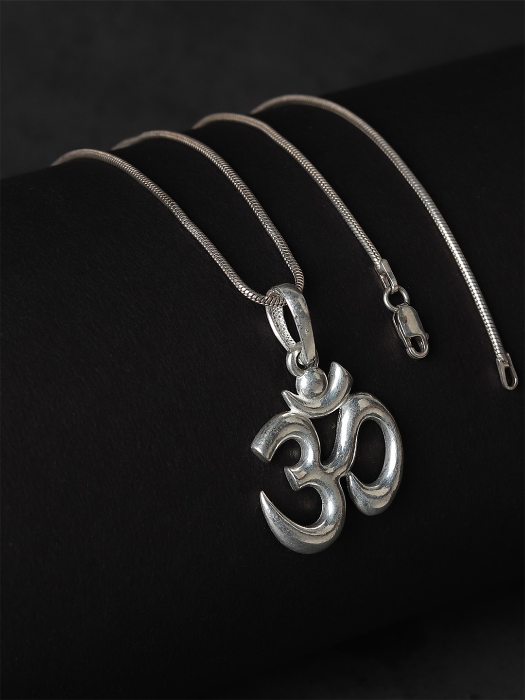 

Metronaut Contemporary Pendants, Silver