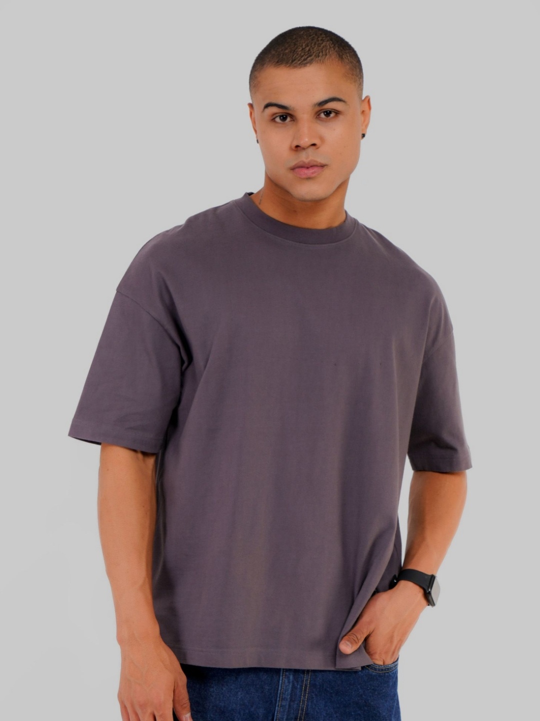 

Underrated Club Men Printed V-Neck Bio Finish T-shirt, Grey