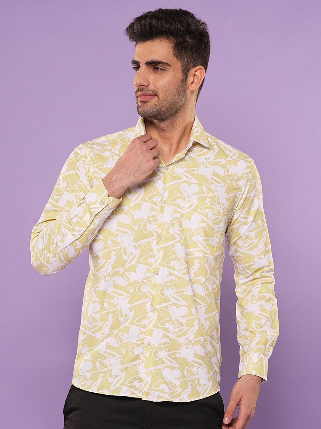 

John Philips Men Slim Fit Floral Opaque Printed Casual Shirt, Yellow
