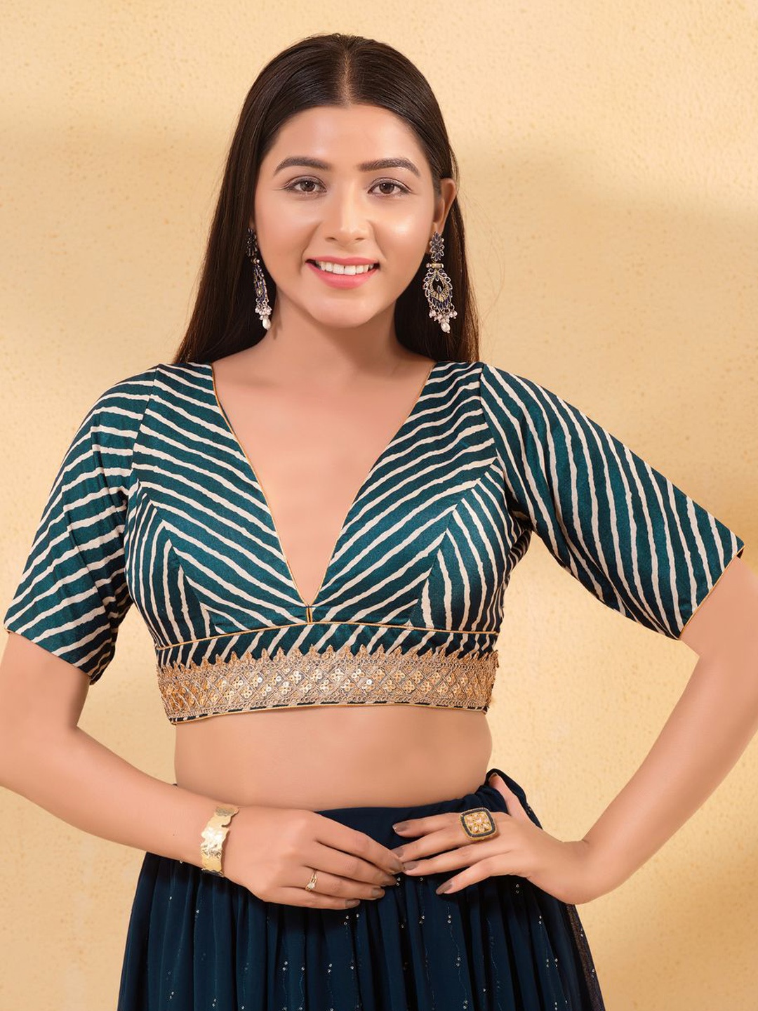 

VAMAS - THE DESIGNER BLOUSES Printed V-Neck Padded Saree Blouse, Teal