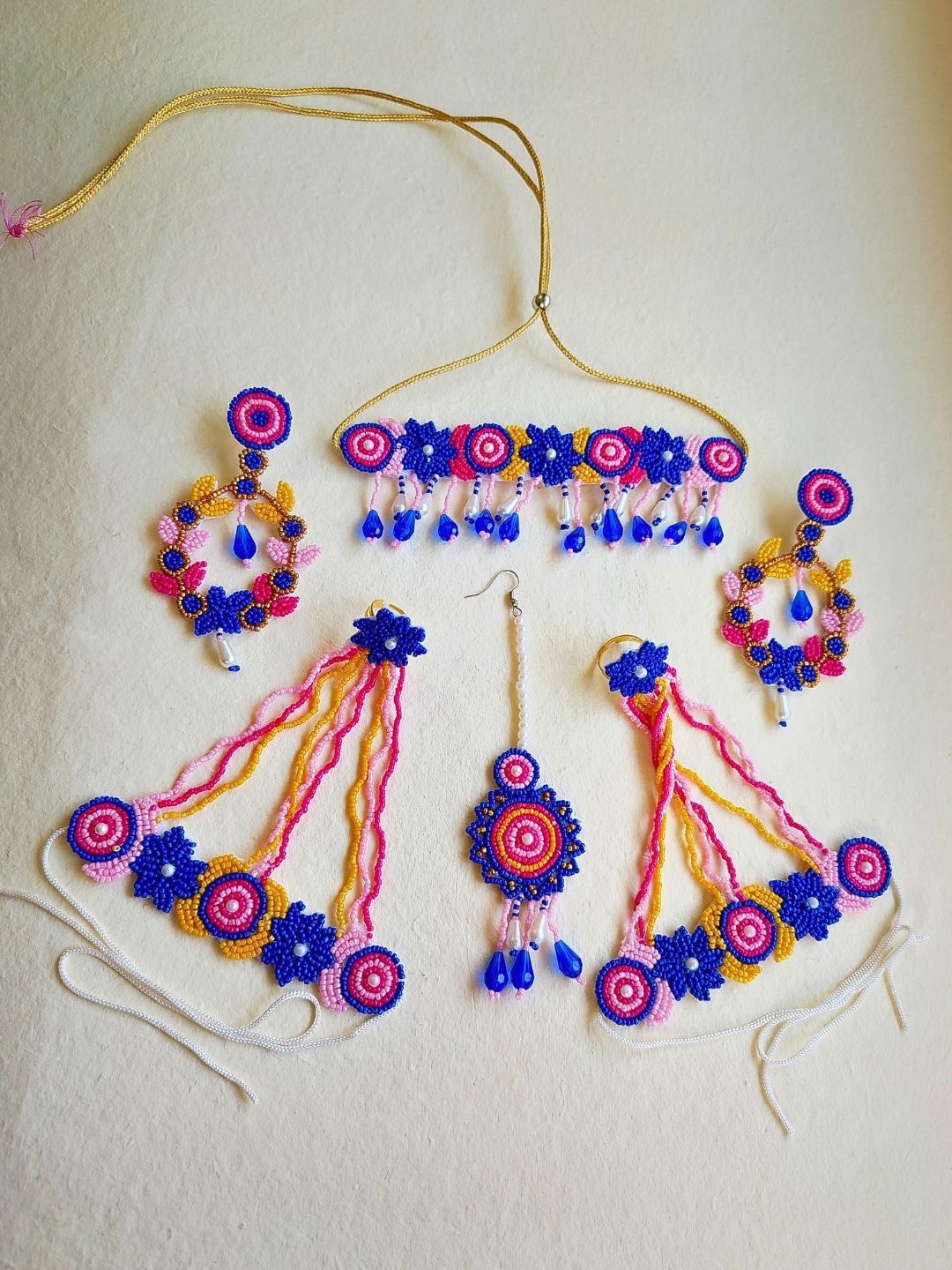

Sangria Gold-Plated Floral Beaded Jewellery Set