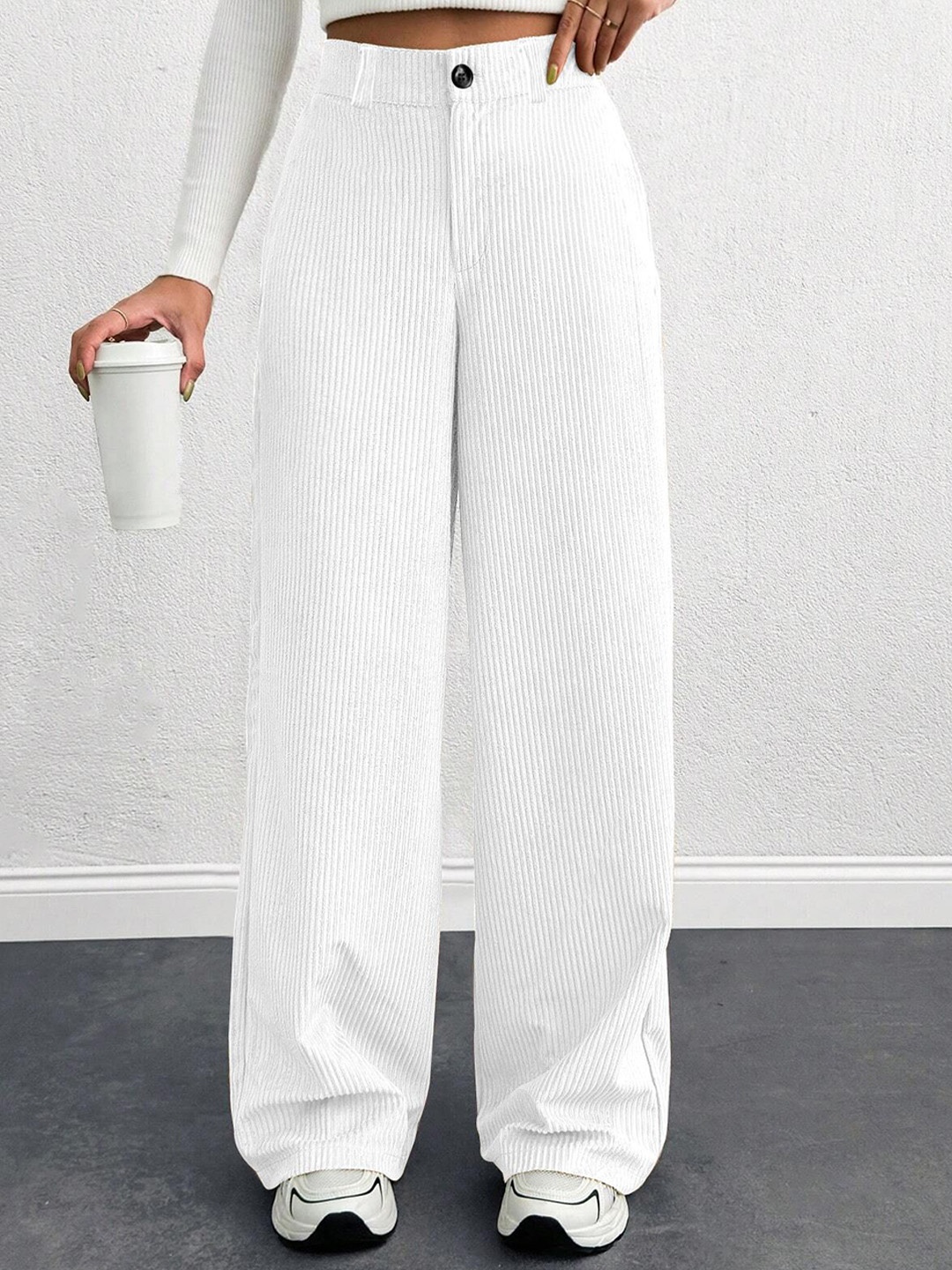 

RAJOVATI Women Mid-Rise Parallel Trousers, White