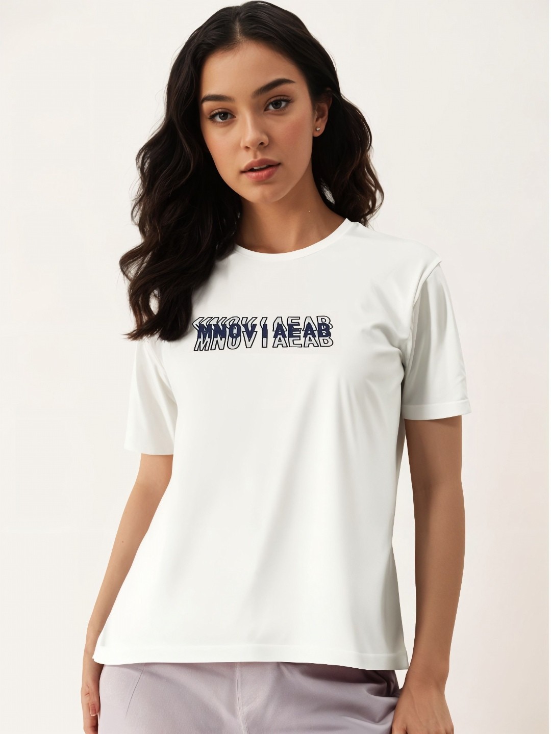 

MACK JONNEY Women Printed Pockets T-shirt, White