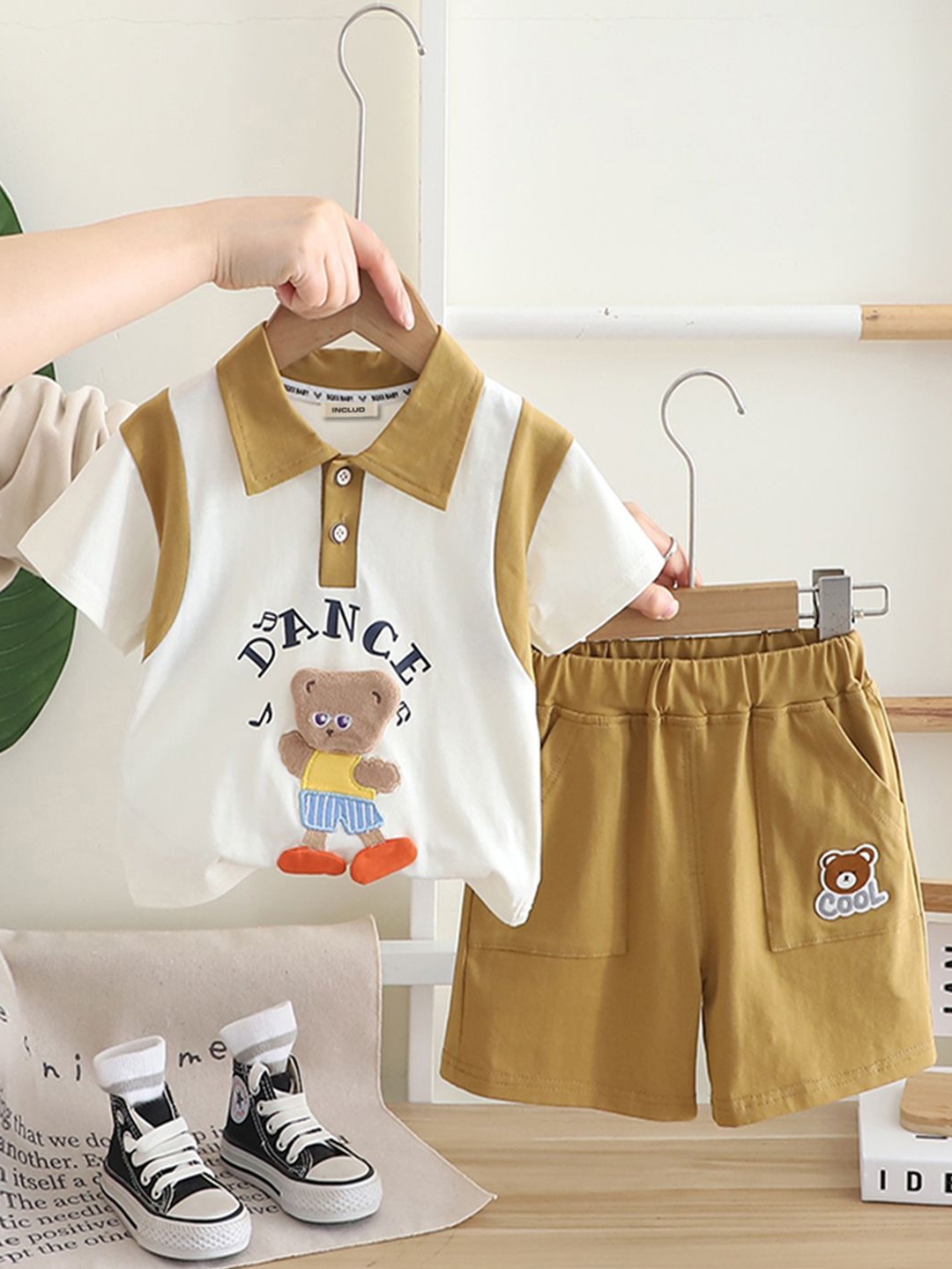 

INCLUD Boys Embroidered Polo Collar T-shirt With Shorts, Khaki