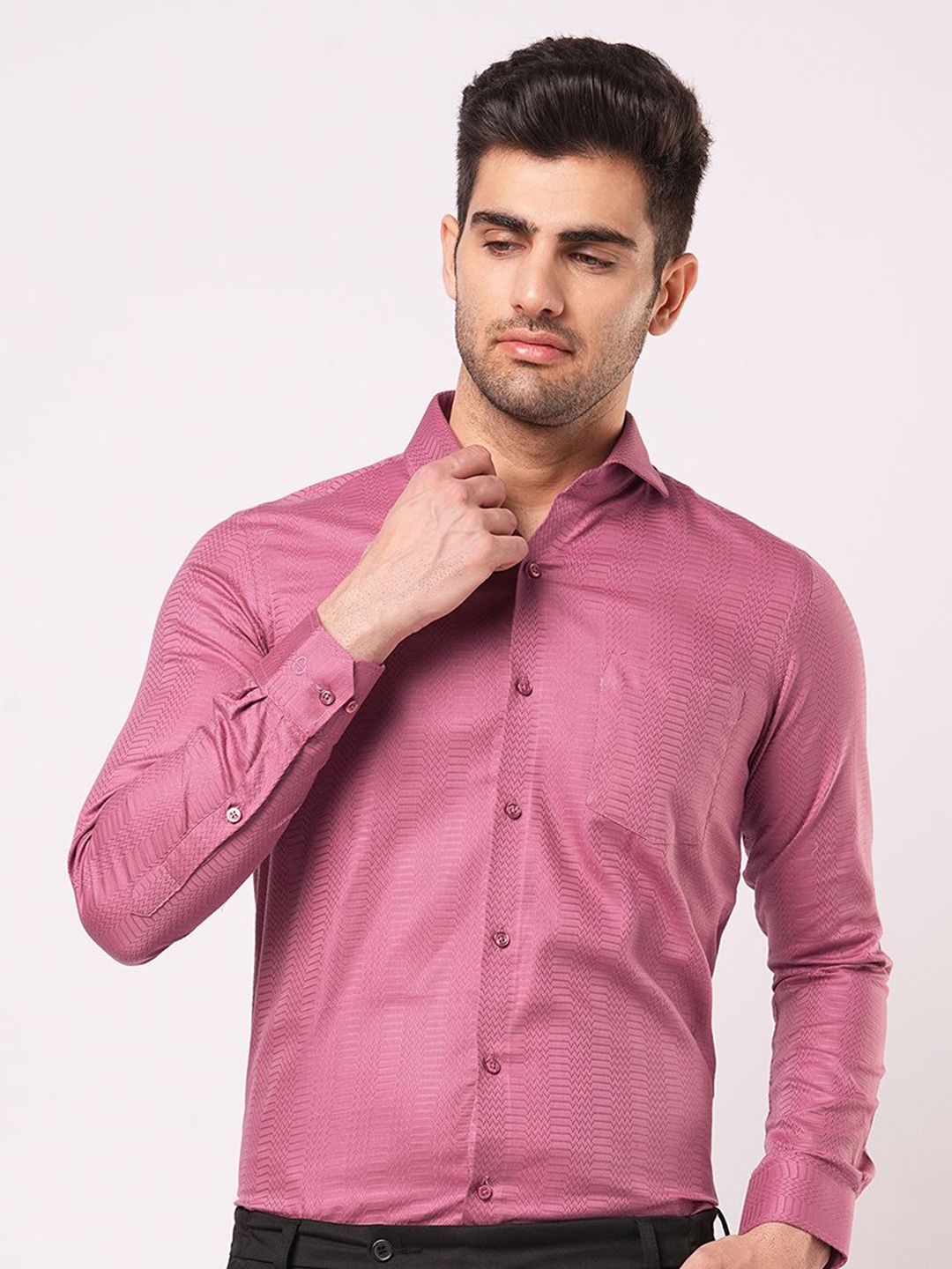

John Philips Men Slim Fit Opaque Casual Shirt, Pink