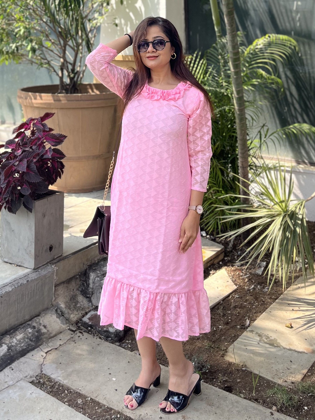 

Bhanderi Fashion Self Design A-Line Midi Dress, Pink