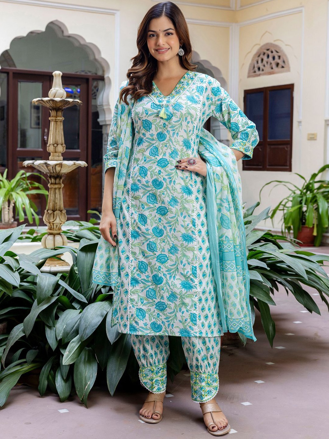 

Indo Era Women Floral Printed V-Neck Pure Cotton Kurta With Salwar & Dupatta, White