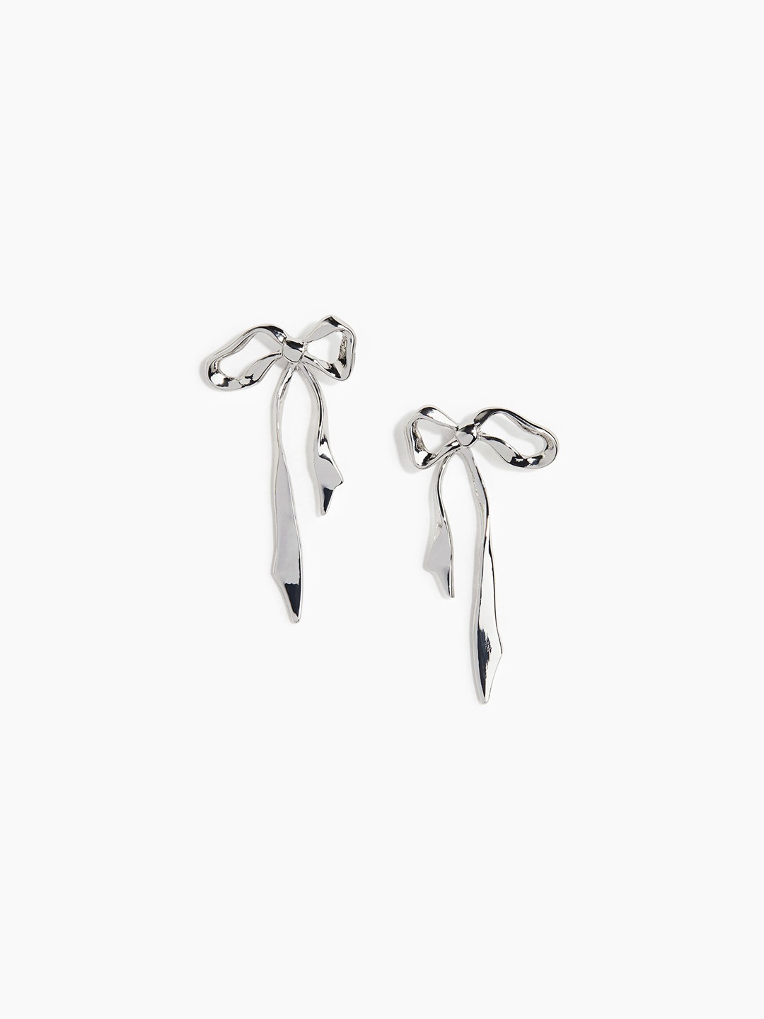 

H&M Silver Bow-Shaped Earrings