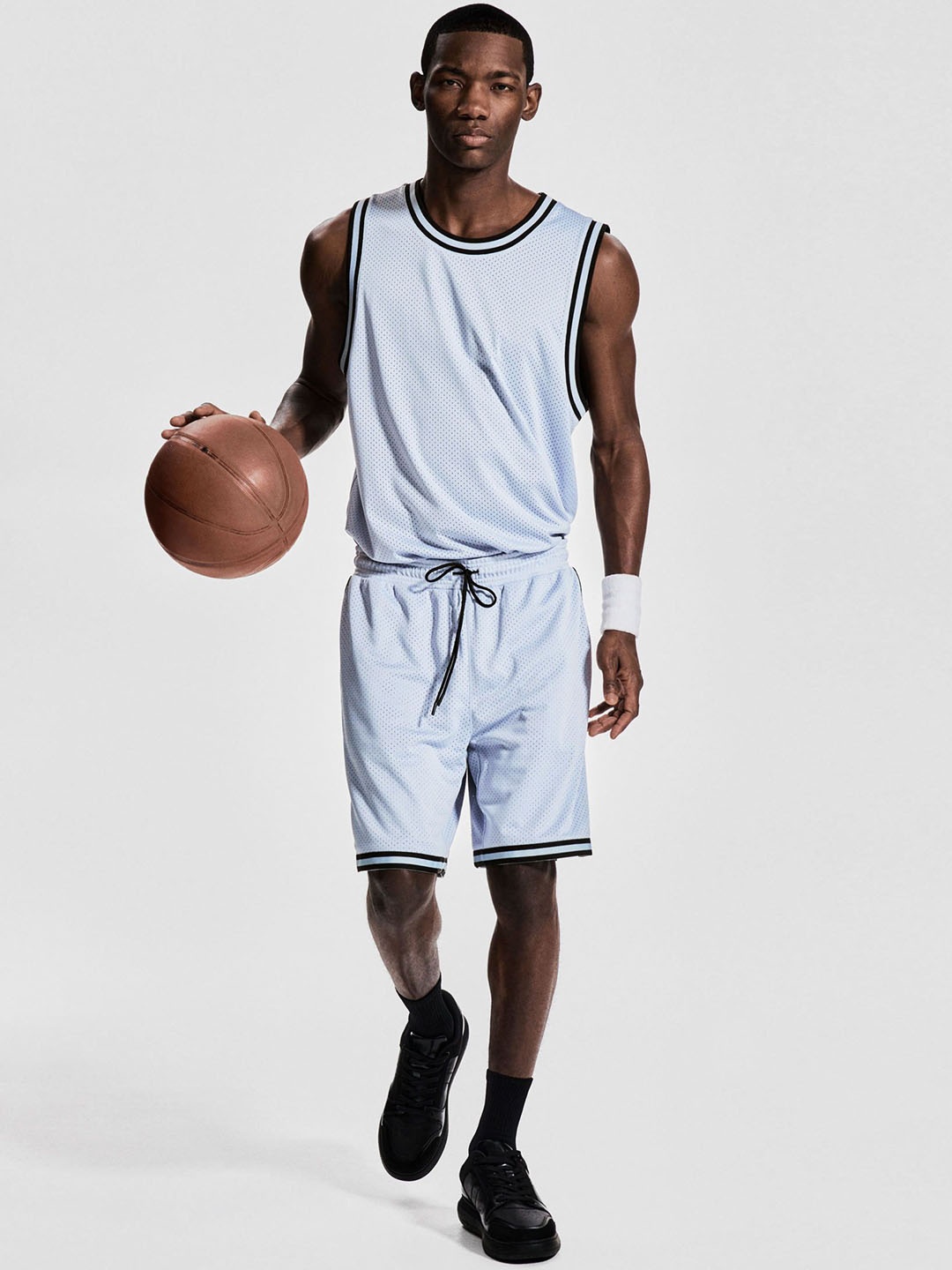 

H&M Loose Fit Basketball Shorts With Dry Move, Blue