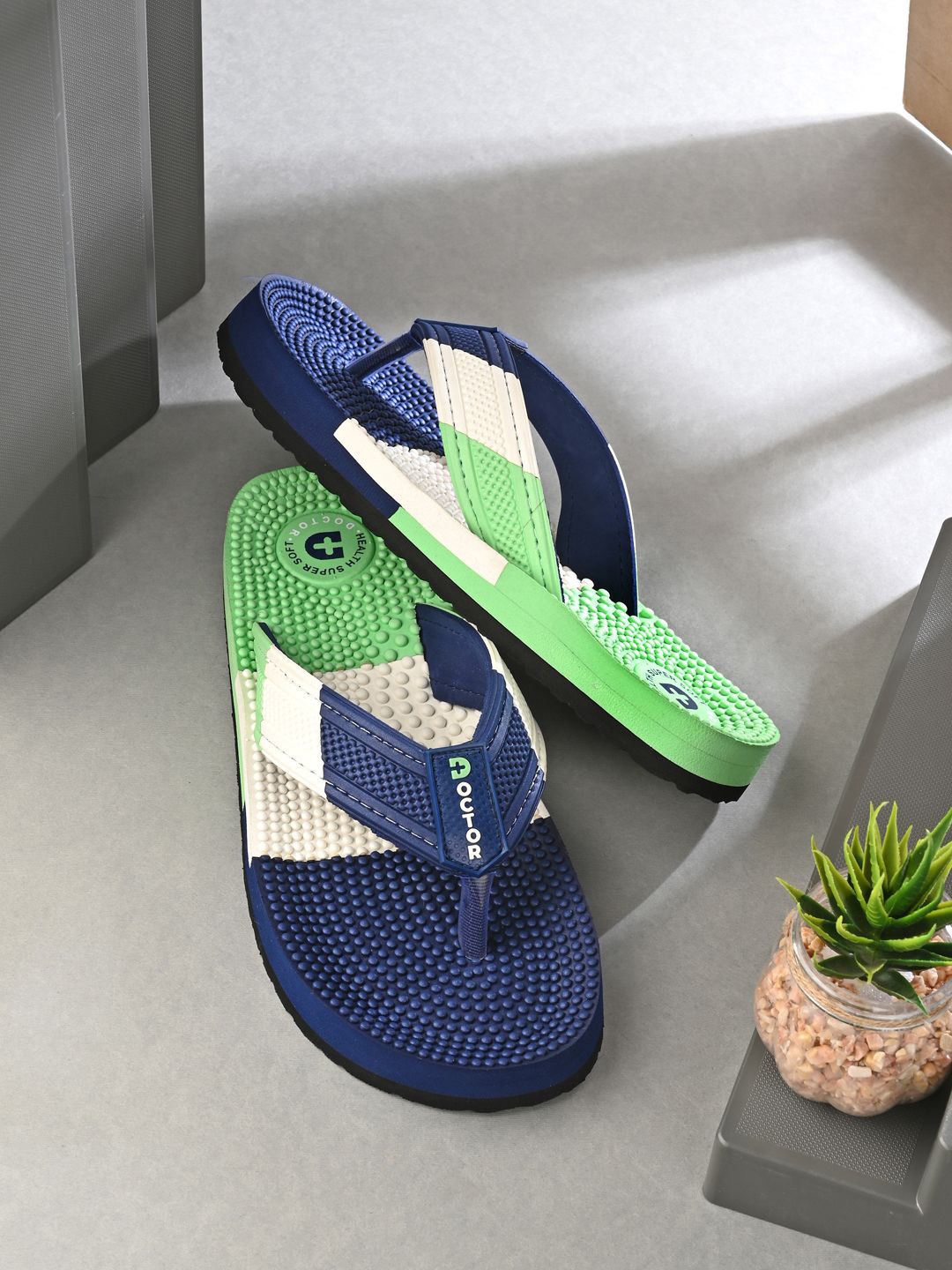 

DOCTOR HEALTH SUPER SOFT Men Thong Flip-Flops, Navy blue