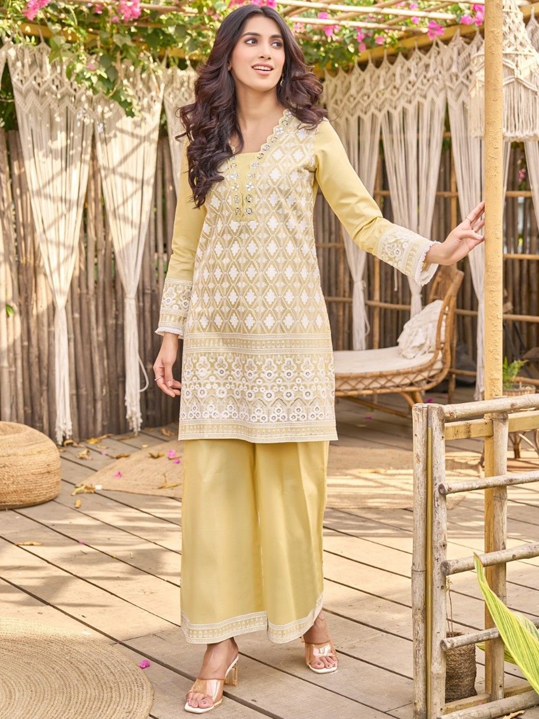 

AUTUMN LANE Women Ethnic Motifs Embroidered Regular Kurti with Palazzos, Yellow
