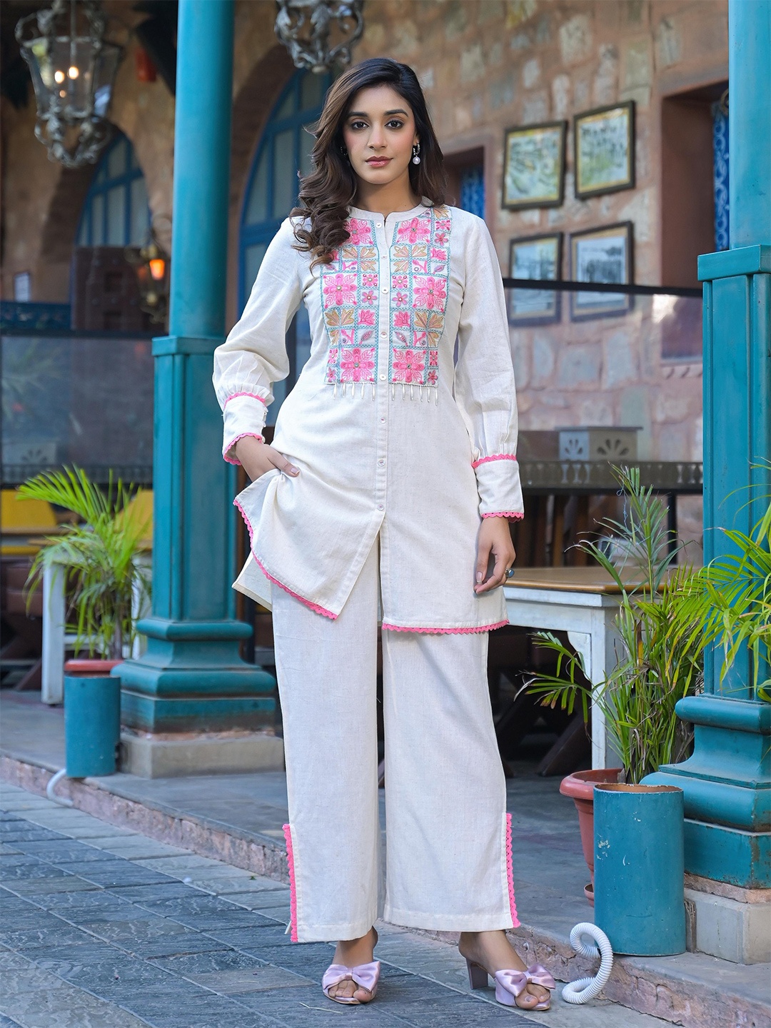 

AUTUMN LANE Tridhara Pearl Embroidered Pure Cotton Tunic With Trousers Co-Ords, White
