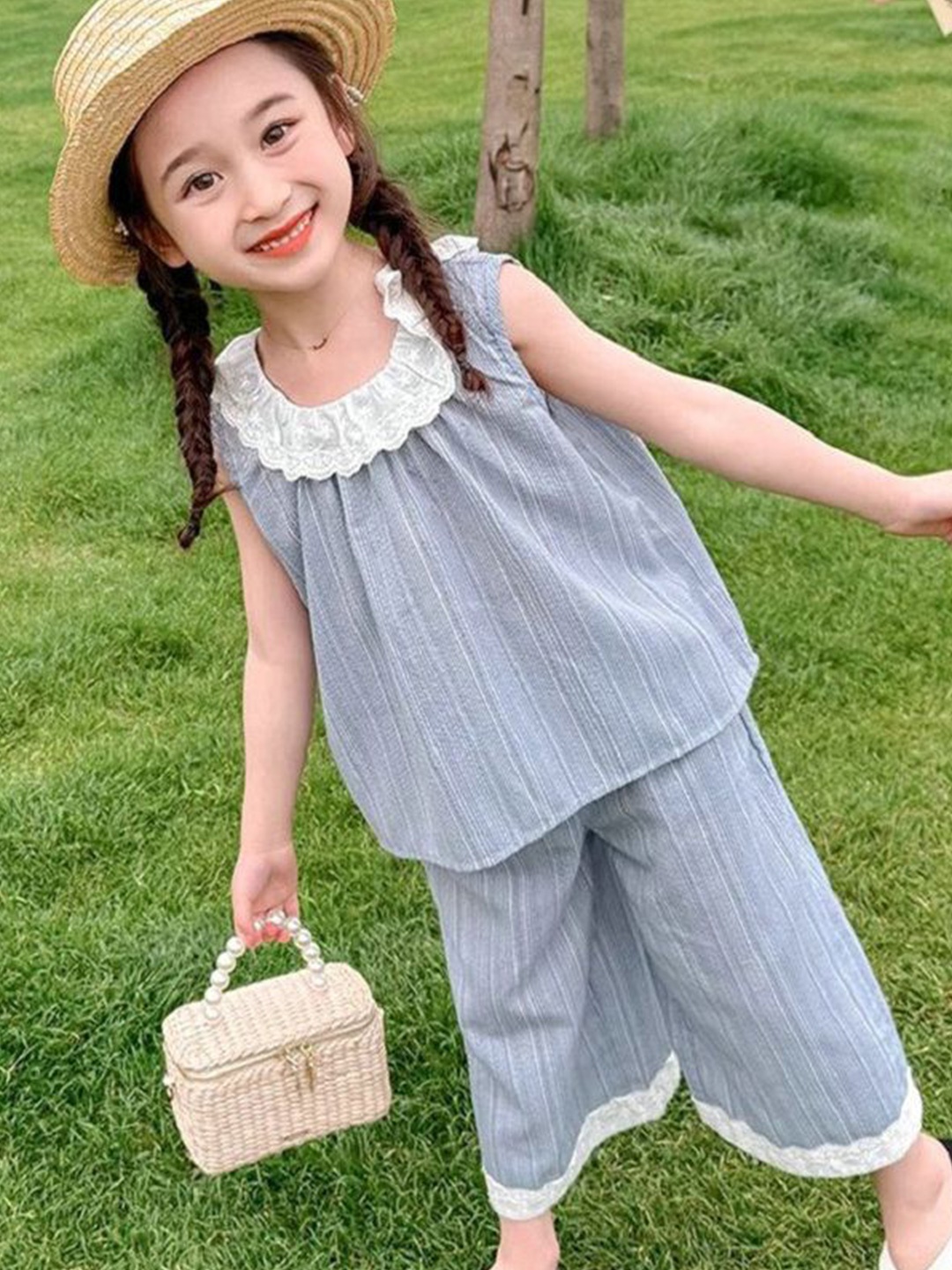 

StyleCast x Revolte Girls Striped Sleeveless Pure Cotton Top With Capris, Blue