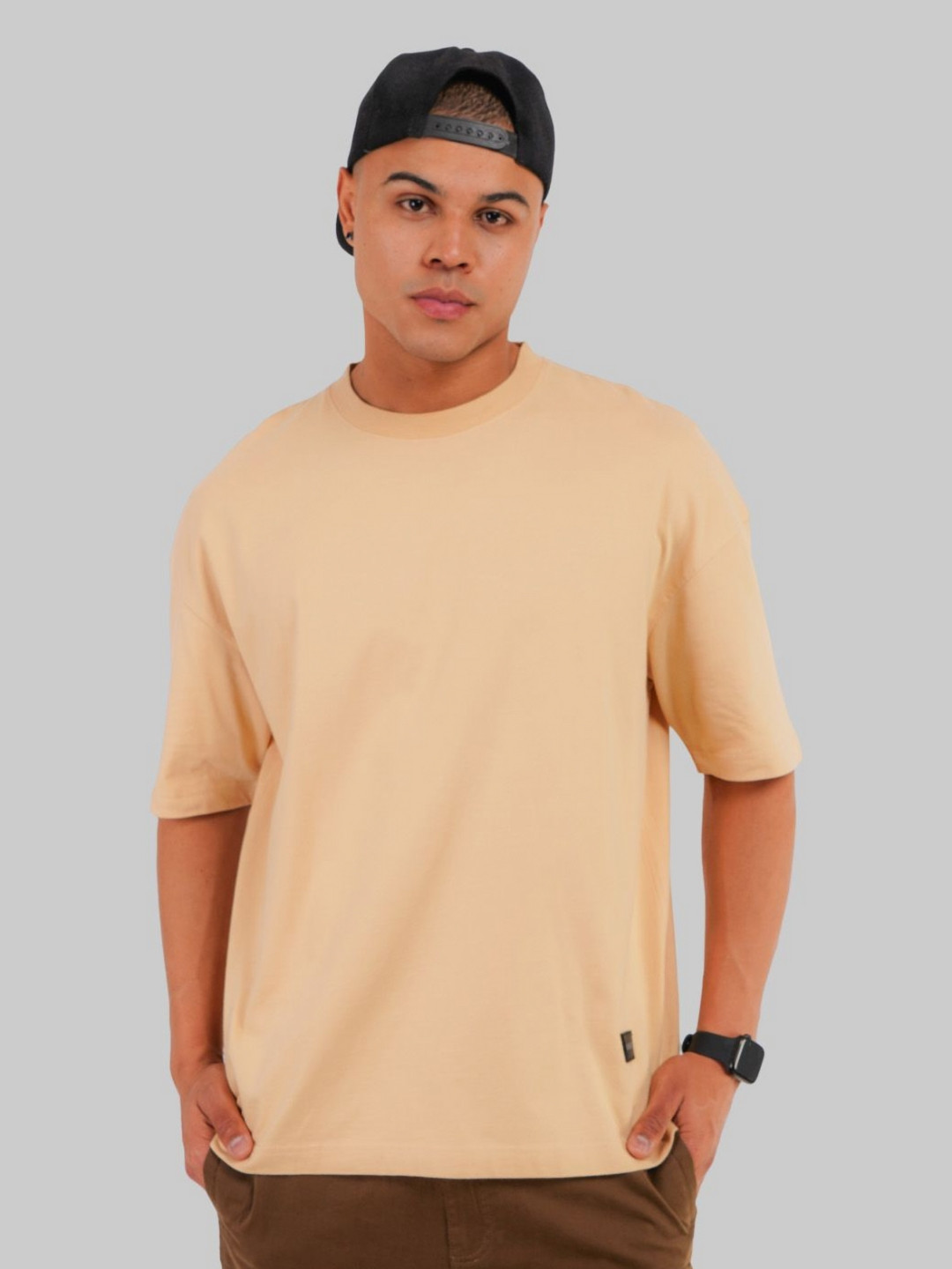 

Underrated Club Men High Neck Bio Finish Pockets T-shirt, Beige
