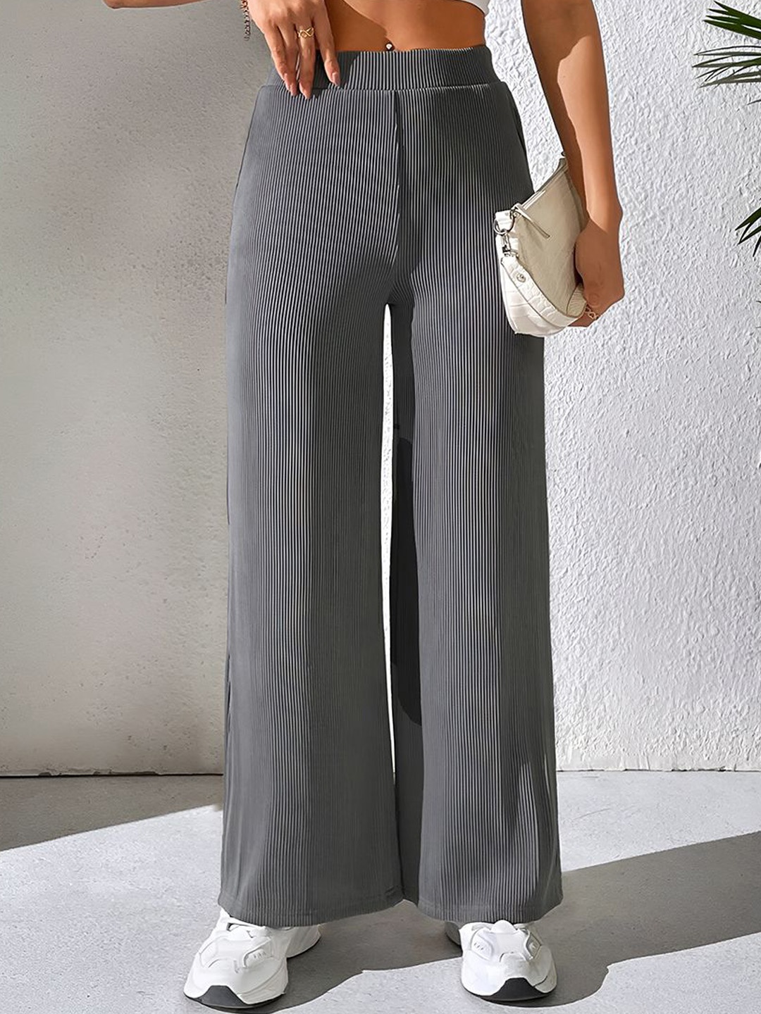 

Tromko Women Comfort Straight Fit Mid-Rise Trouser, Grey