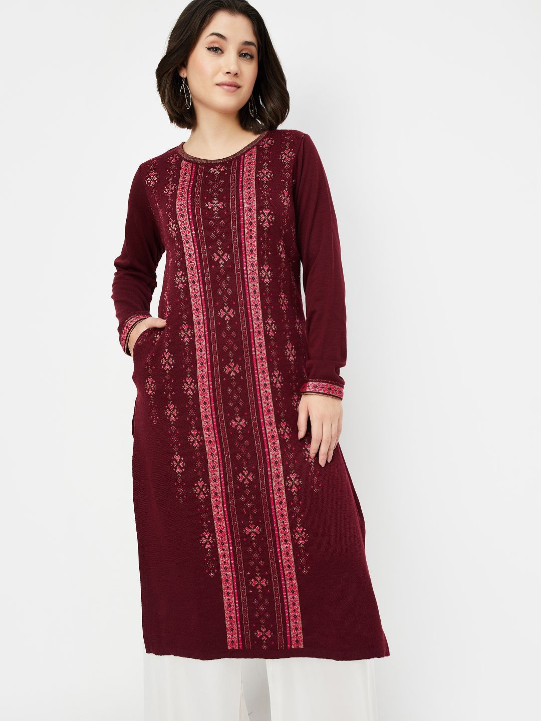 

max Women Geometric Embroidered Thread Work Round Neck Acrylic Straight Kurta, Maroon