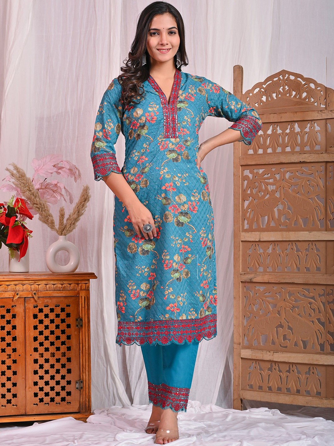 

Yavie Women Ethnic Motifs Embroidered Regular Pure Cotton Kurta with Trousers & With Dupatta, Blue