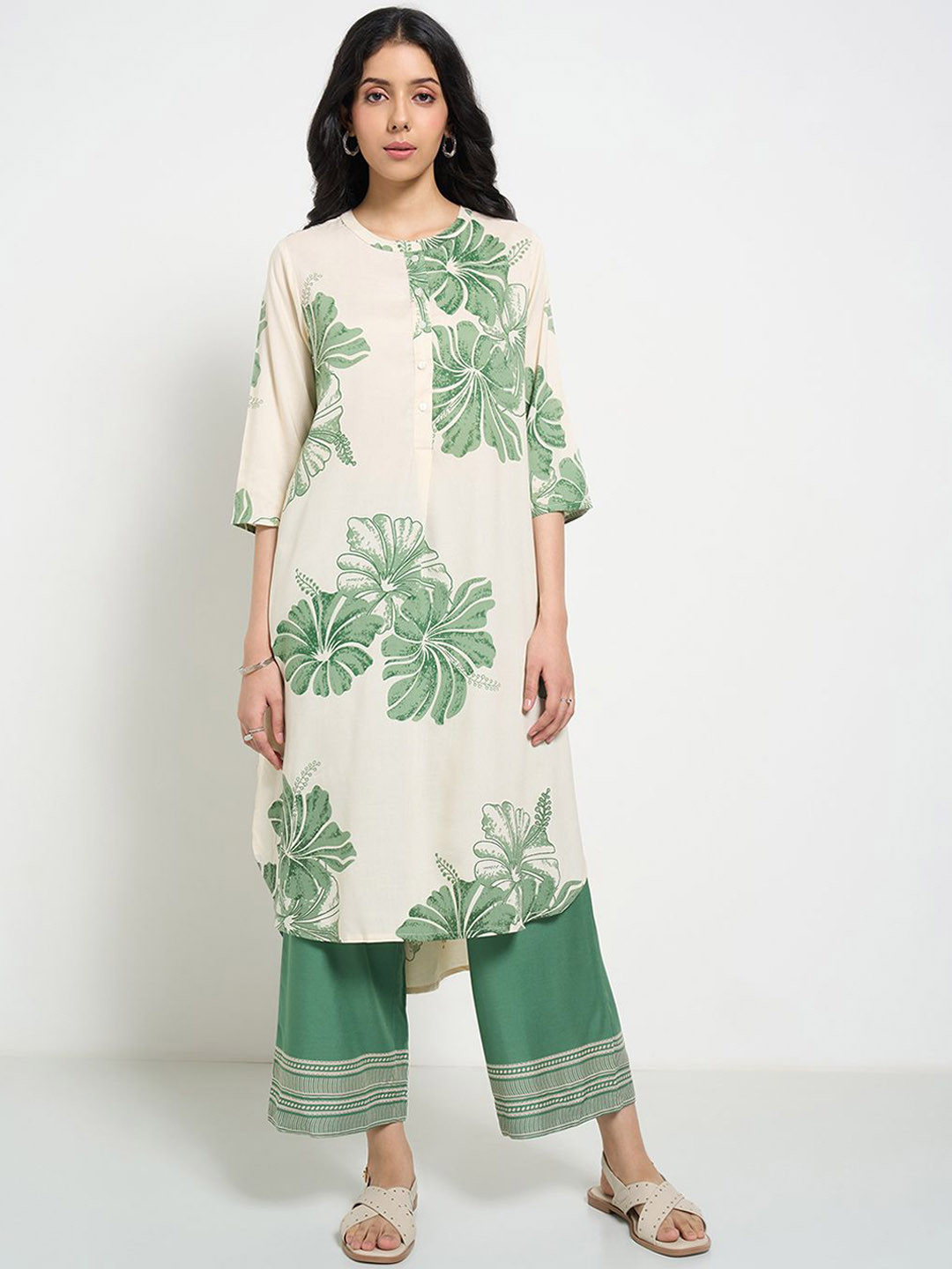 

RANGMANCH BY PANTALOONS Floral Printed Round Neck A-Line Kurta, Cream